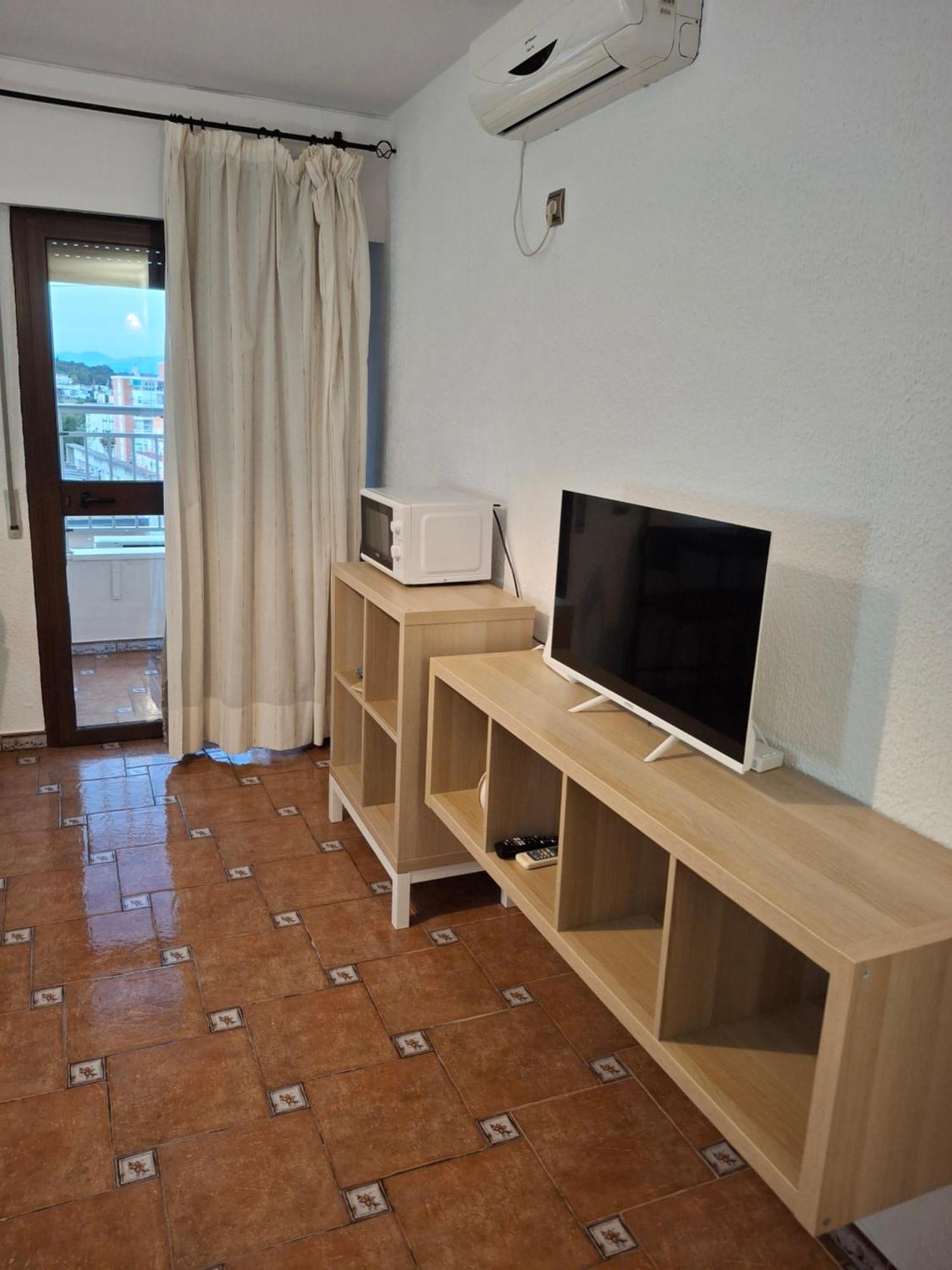 Apartamento Sonia Torremolinos Ngoại thất bức ảnh